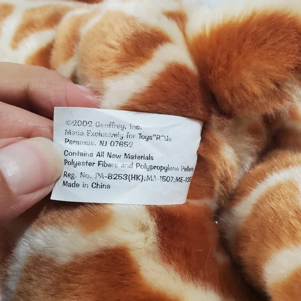 Toys R Us Geoffrey The‎ Giraffe Plush 18